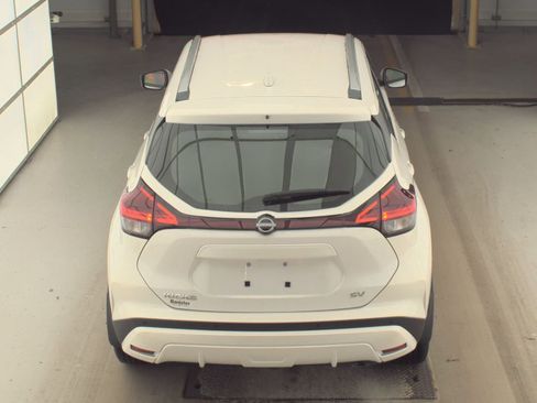 Used 2024 Nissan Kicks SV image 17