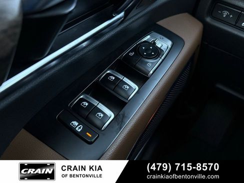 Used 2020 Kia Telluride SX w/ SX Prestige Package image 11
