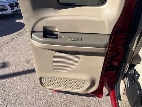 Used 2001 Ford F250 XLT image 20