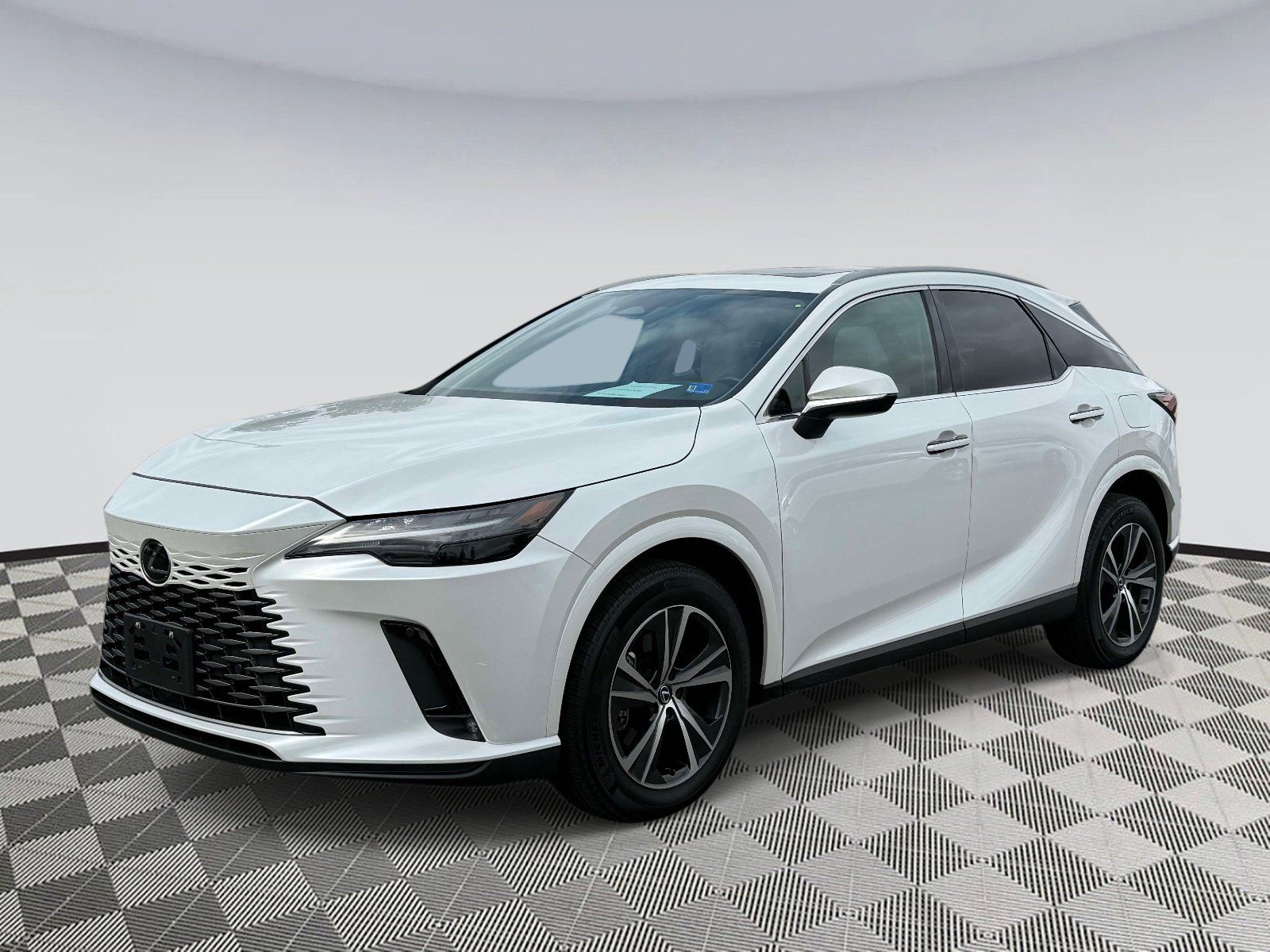 Used 2024 Lexus RX 350 Premium w/ Accessory Package (Z1) AWD/4WD image 4