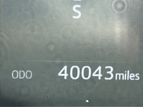 Used 2024 Toyota 4Runner TRD Off-Road Premium image 38