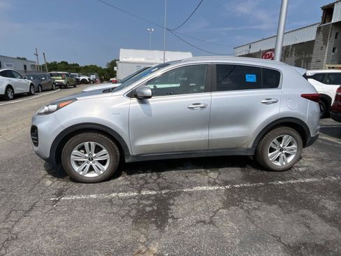 Used 2017 Kia Sportage LX w/ LX Popular Package AWD/4WD image 5