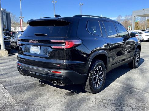 Used 2024 GMC Acadia AT4 image 5