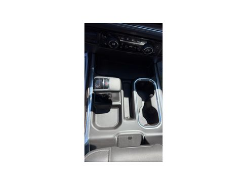 Used 2025 Chevrolet Silverado 1500 RST w/ Convenience Package II AWD/4WD image 11