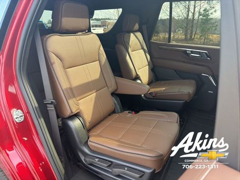 New 2026 Chevrolet Tahoe High Country w/ Sun And Tow Package AWD/4WD image 19
