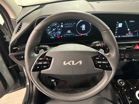 New 2026 Kia Niro Wind FWD image 23
