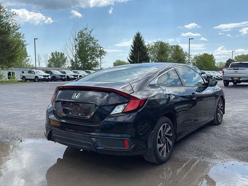 Used 2018 Honda Civic LX-P image 4