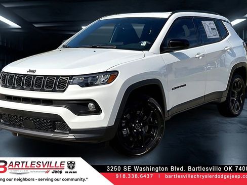 New 2025 Jeep Compass Latitude w/ Sun & Sound Group AWD/4WD image 1