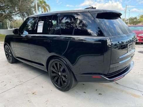 Used 2023 Land Rover Range Rover SE image 5