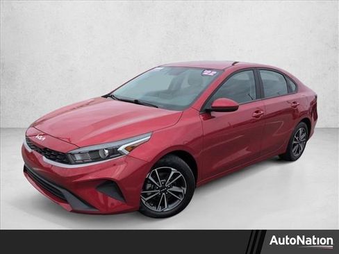 Used 2022 Kia Forte LXS image 1