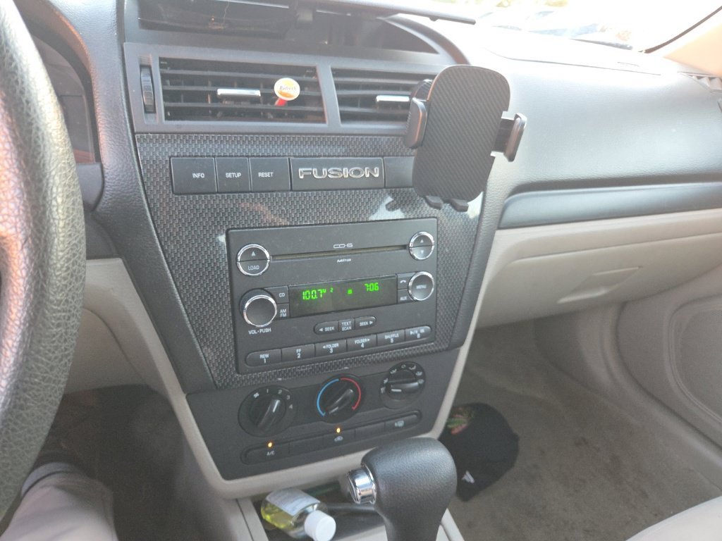 Used 2009 Ford Fusion SE FWD image 11