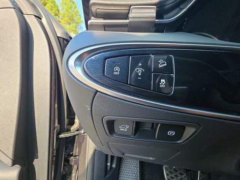 Used 2024 Genesis GV70 3.5T Sport image 40