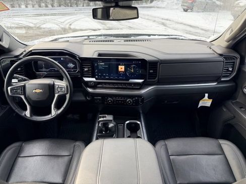 Used 2023 Chevrolet Silverado 1500 LTZ w/ LTZ Premium Package image 23