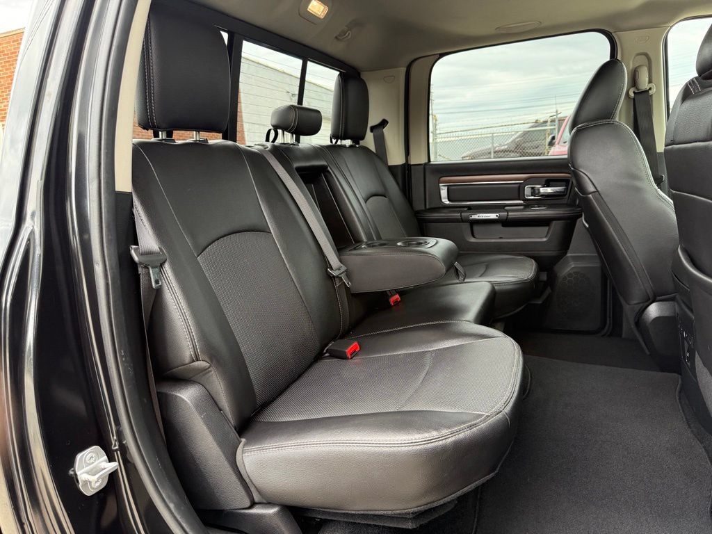 Used 2015 RAM 1500 Laramie w/ Convenience Group AWD/4WD image 21