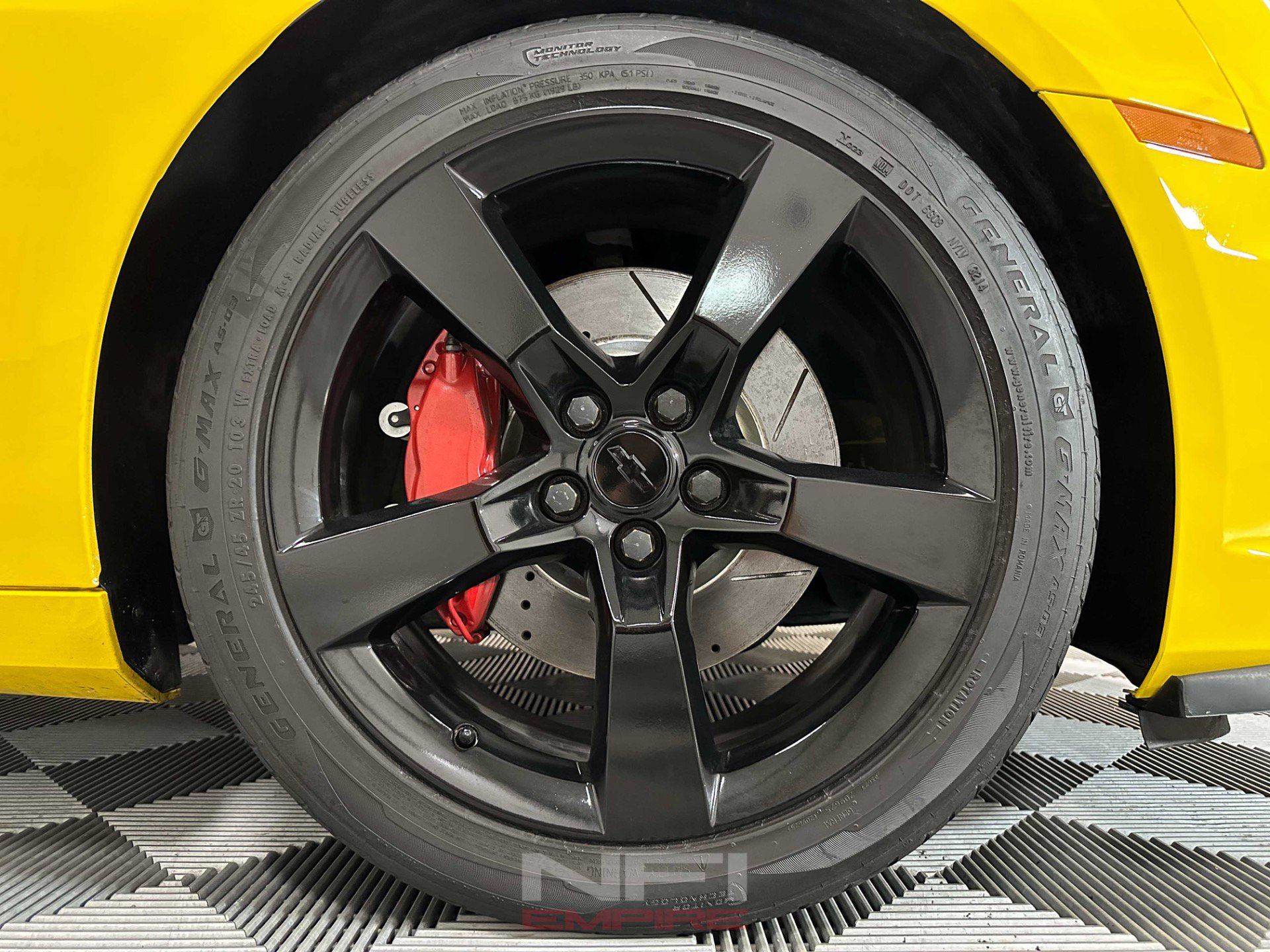 Used 2011 Chevrolet Camaro SS w/ RS Package RWD image 16