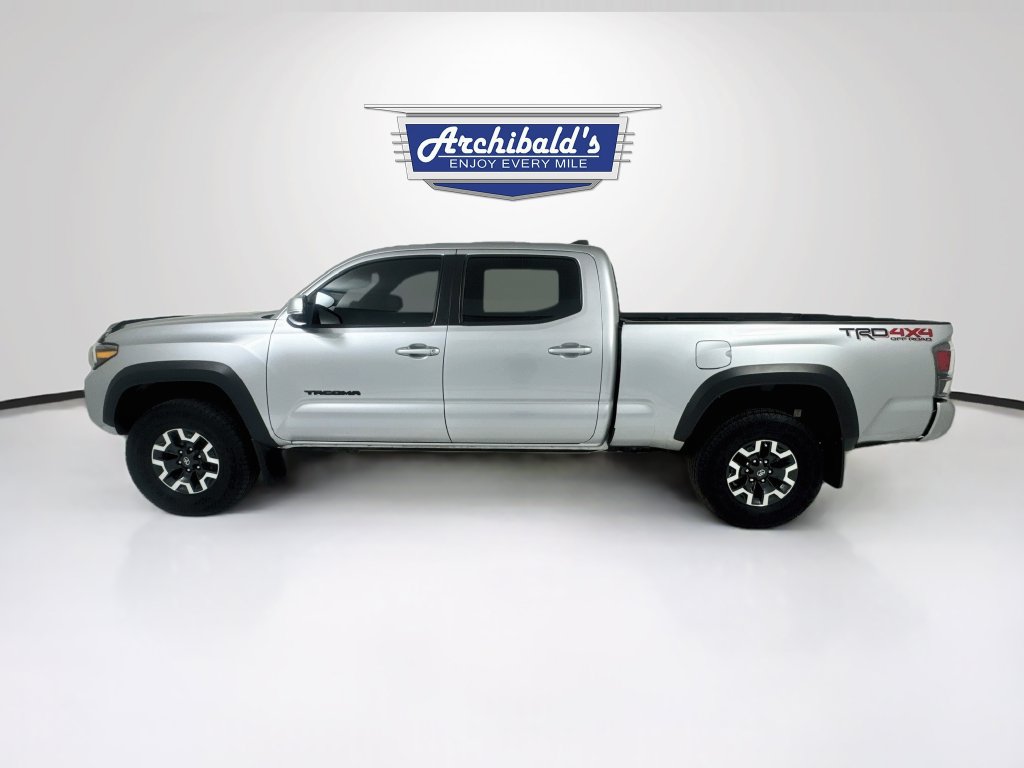 Used 2023 Toyota Tacoma TRD Off-Road w/ Technology Package AWD/4WD image 5