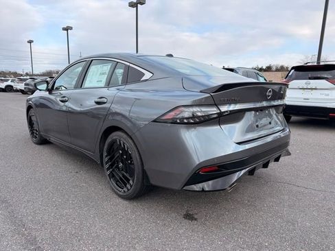 New 2026 Nissan Sentra SR w/ SR Premium Package image 7