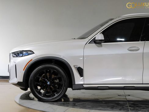 Used 2024 BMW X5 xDrive40i w/ Premium Package AWD/4WD image 14