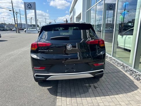 Used 2021 Buick Encore GX Select w/ Advanced Technology Package FWD image 4