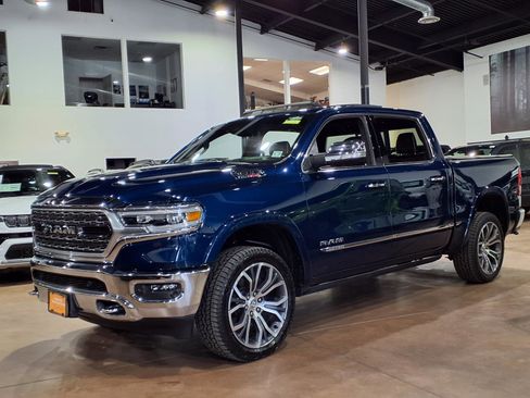 Used 2022 RAM 1500 Limited AWD/4WD image 3
