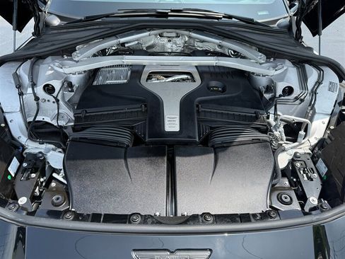 Used 2025 Aston Martin DBX 707 AWD/4WD image 40