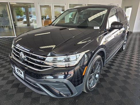 Used 2024 Volkswagen Tiguan SE w/ MDO Package, Two-Row AWD/4WD image 7