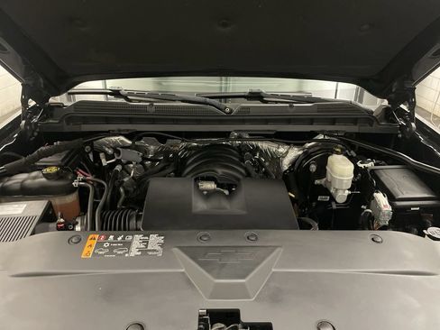 Used 2018 Chevrolet Silverado 1500 LT w/ All Star Edition AWD/4WD image 22