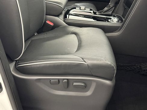 Used 2024 INFINITI QX80 Premium Select w/ Cargo Package image 13