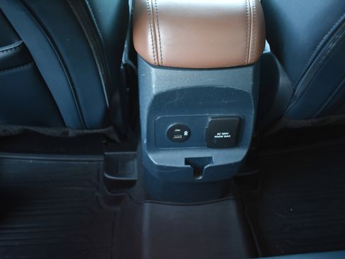 Used 2022 Ford Maverick Lariat w/ Lariat Luxury Package image 27