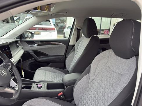 New 2026 Volkswagen Tiguan S image 12