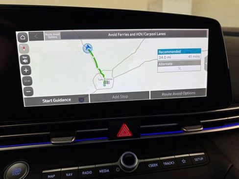 Used 2023 Hyundai Elantra Limited FWD image 27