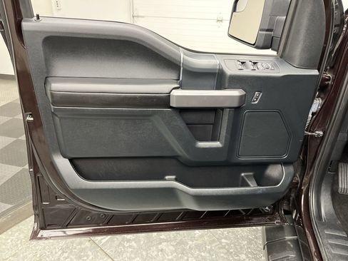 Certified 2019 Ford F150 XLT w/ Equipment Group 302A Luxury AWD/4WD image 9