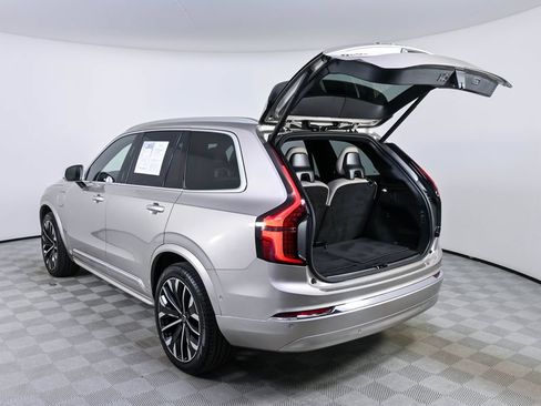 Certified 2025 Volvo XC90 T8 Ultra AWD/4WD image 36