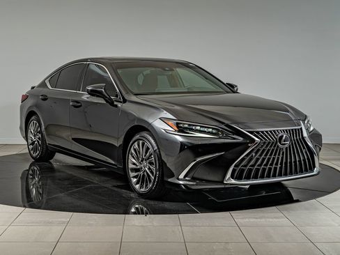 Certified 2025 Lexus ES 300h w/ Accessory Package (Z2) FWD image 3