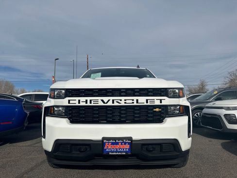 Used 2021 Chevrolet Silverado 1500 Custom image 4