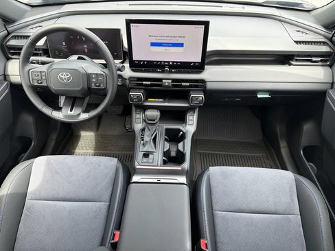 New 2026 Toyota RAV4 XSE AWD/4WD image 28