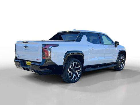 New 2024 Chevrolet Silverado EV RST image 5