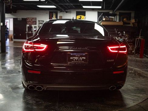 Used 2015 Maserati Ghibli RWD image 6