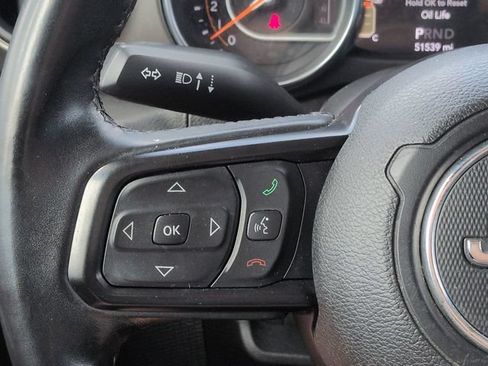 Used 2019 Jeep Wrangler Unlimited Sport S AWD/4WD image 23