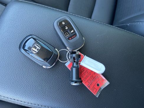 Used 2023 Honda Civic EX-L image 42
