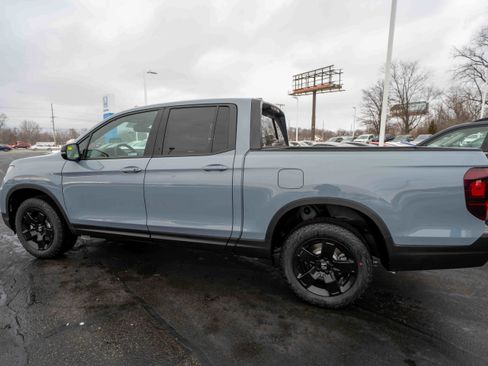 New 2026 Honda Ridgeline Black Edition image 4