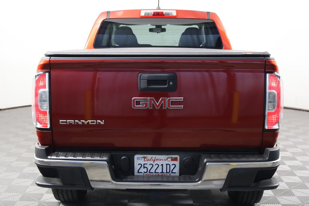 Used 2016 GMC Canyon 2WD Crew Cab w/ Convenience Package image 5