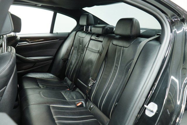 Used 2019 BMW 540i RWD image 29