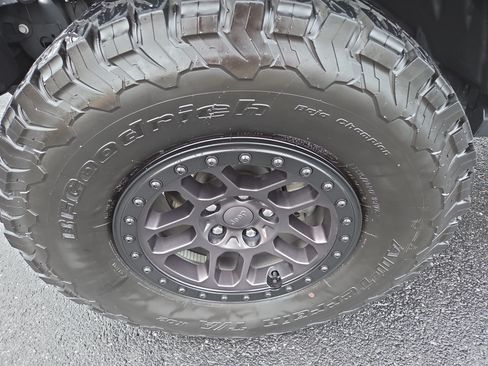 Certified 2022 Jeep Wrangler Unlimited Sport AWD/4WD image 13