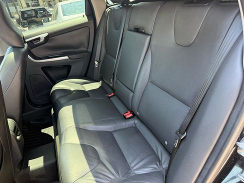 Used 2015 Volvo XC60 T5 Platinum FWD image 7