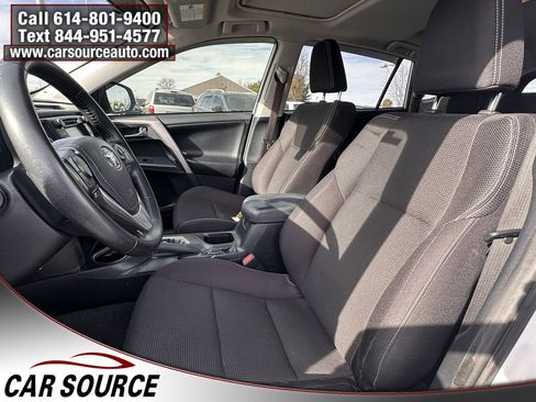 Used 2018 Toyota RAV4 XLE w/ Plus Extra Value Package image 9