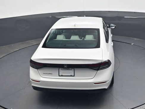 Used 2023 Honda Accord LX image 22