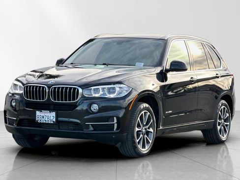 Used 2017 BMW X5 xDrive35d image 7