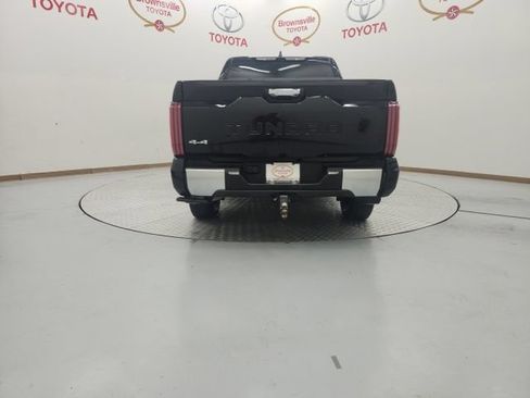 Used 2024 Toyota Tundra Limited AWD/4WD image 7