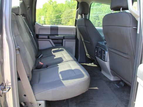 Used 2017 Ford F150 XL w/ Equipment Group 101A Mid image 16